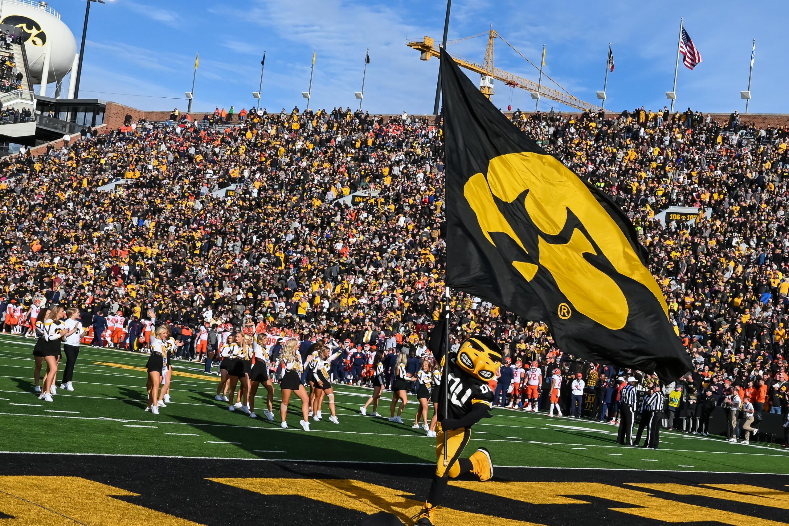 Iowa projected to meet Arkansas in the Music City Bowl by 247Sports