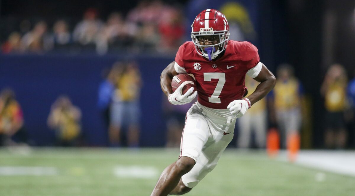 What the departure of Agiye Hall means for Alabama’s WR unit