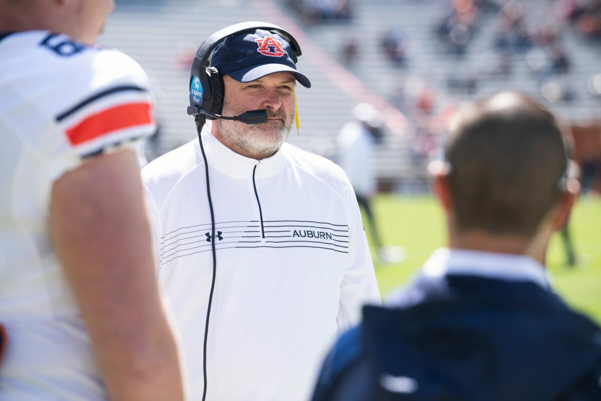Auburn listed in mammoth 2023 offensive lineman’s final 12 schools
