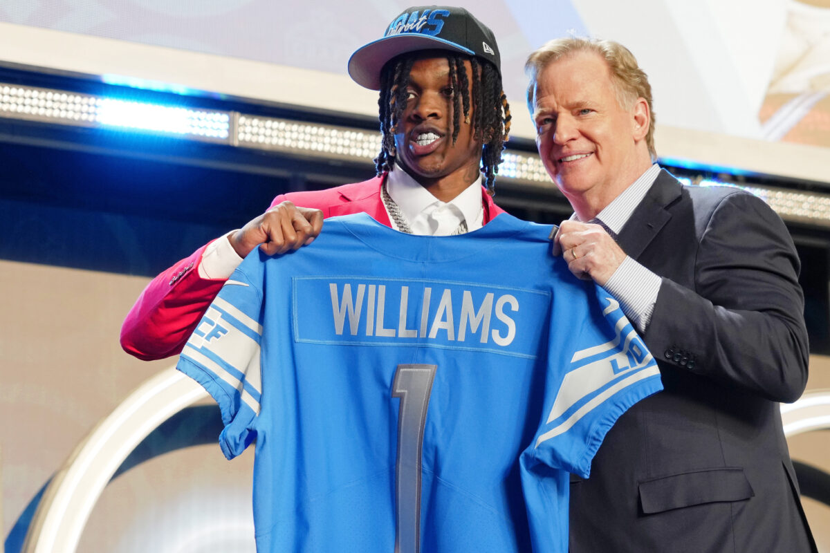 JERSEY SWAP: Graphic designer gives a first-look at Jameson Williams in Lions uniform