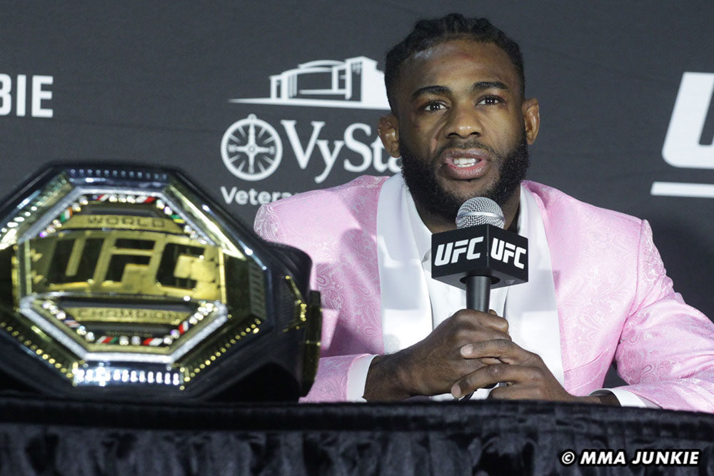 Aljamain Sterling glad to book matchup with ‘mentally weak’ ex-champ T.J. Dillashaw