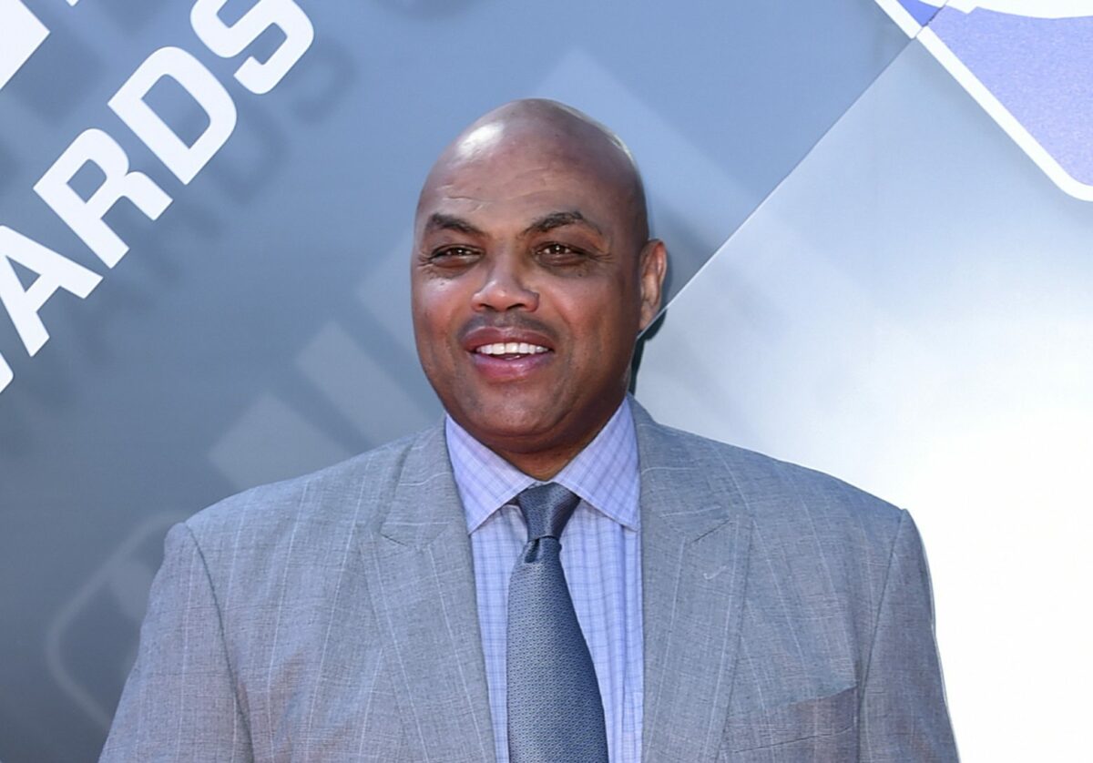 Charles Barkley felt so good about guaranteeing a Kansas win that he trolled Kenny Smith by dancing in his face