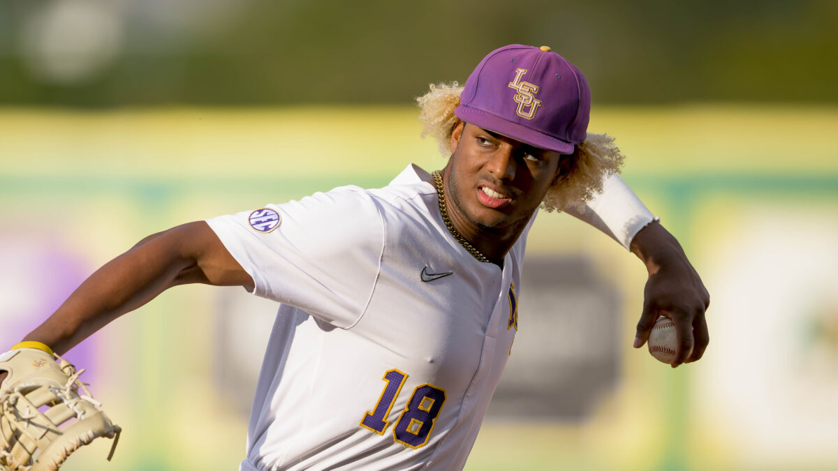 LSU bats lead rally in Game 1 win over Mississippi State