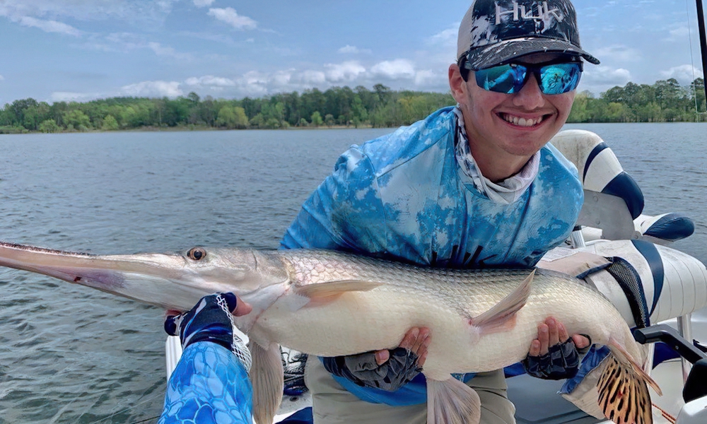 Bass angler lands gar that rivals record; ‘So rare to come by’