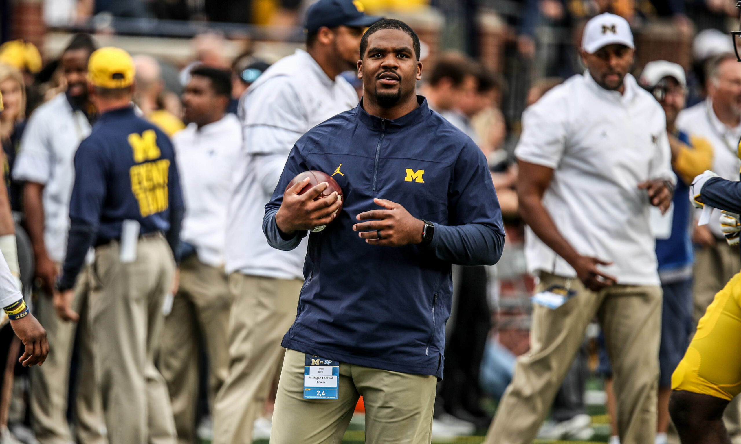 Former Michigan football linebacker announced as position coach of CFP team