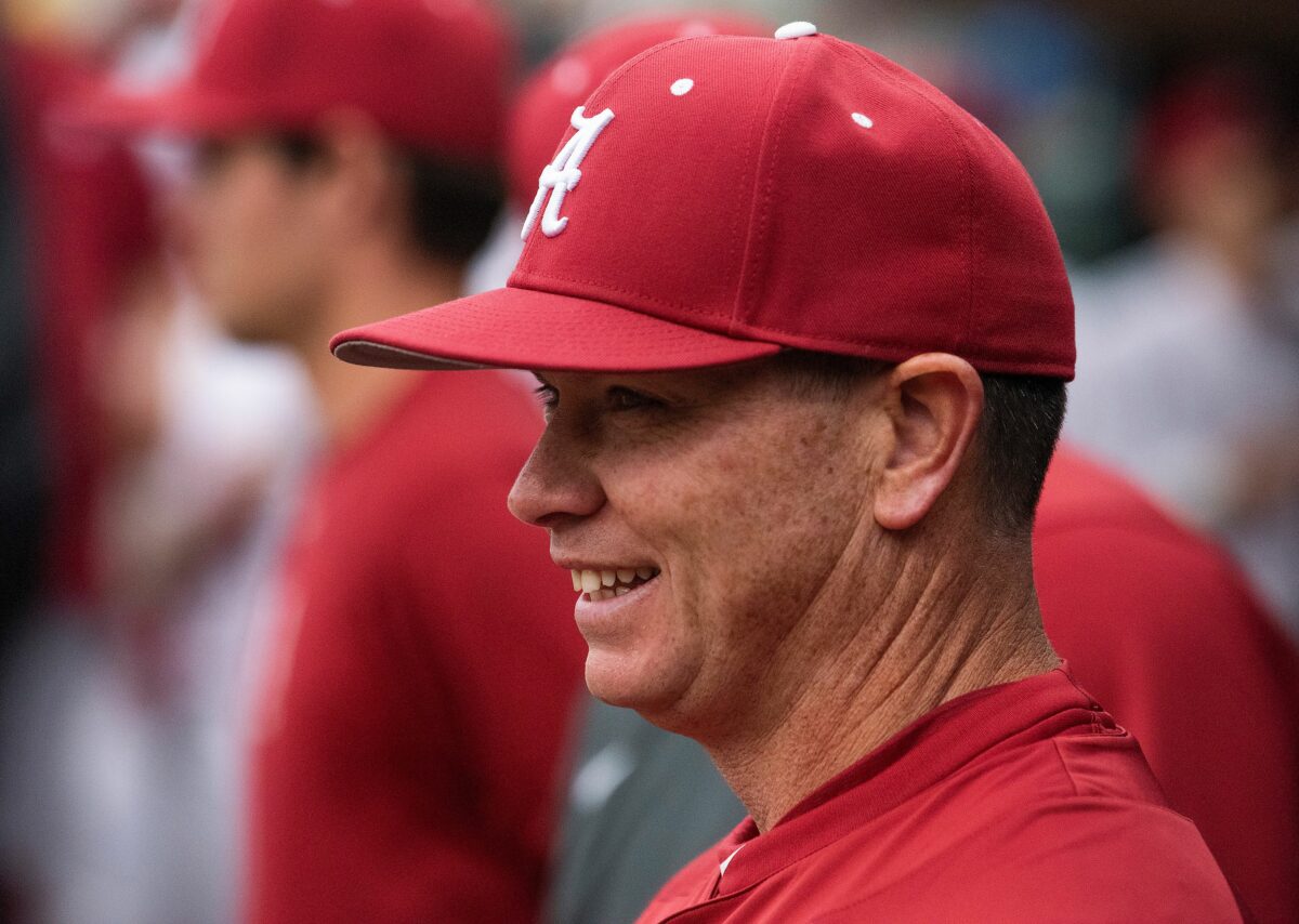 Alabama baseball takes down No. 1 Tennessee 6-3 in game one of the series
