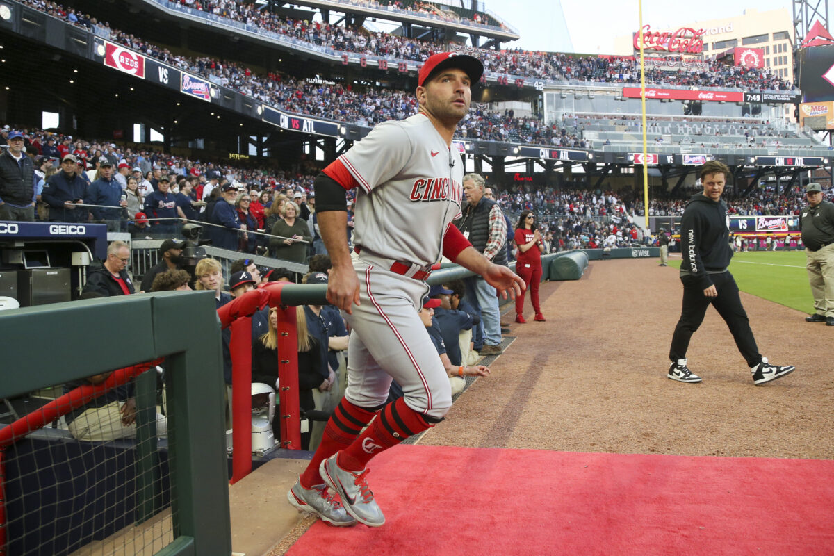 Even MLB All-Star Joey Votto was talking Masters while wearing mic for ESPN2 on Opening Day