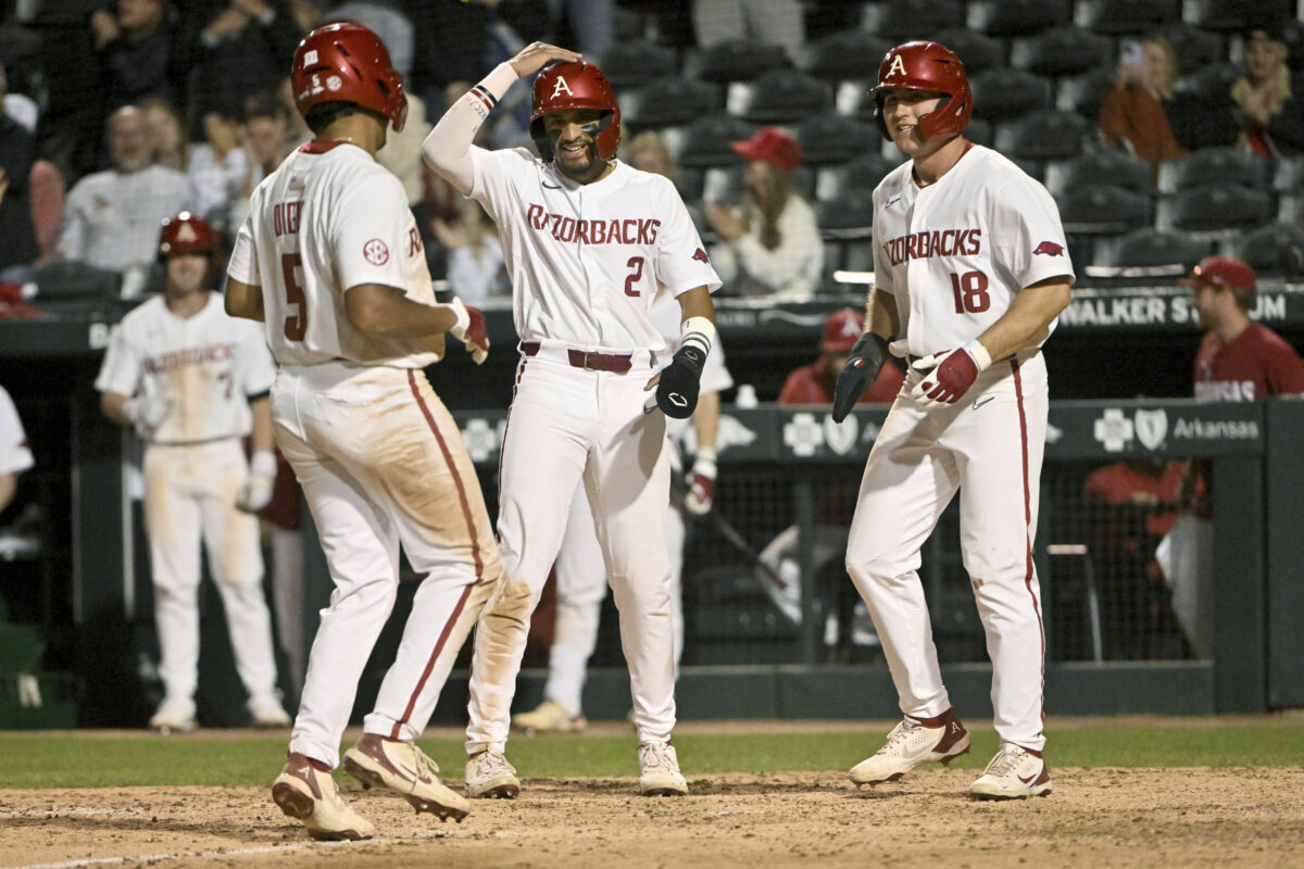The Road to Omaha begins in Oklahoma for Arkansas