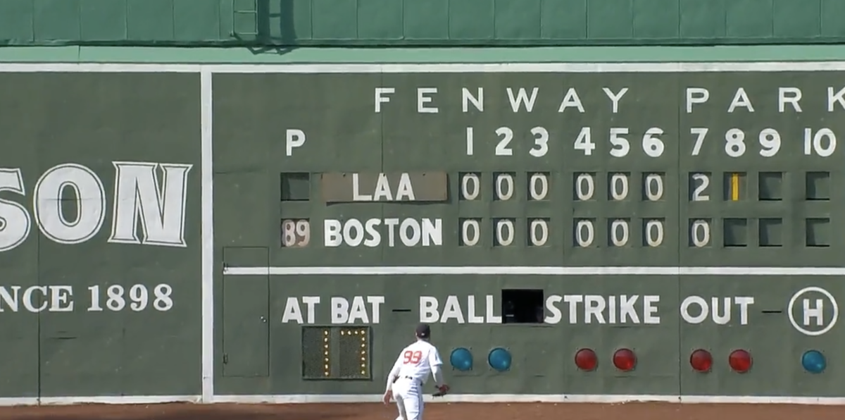 Shohei Ohtani amazingly knocked his own number off the Green Monster scoreboard