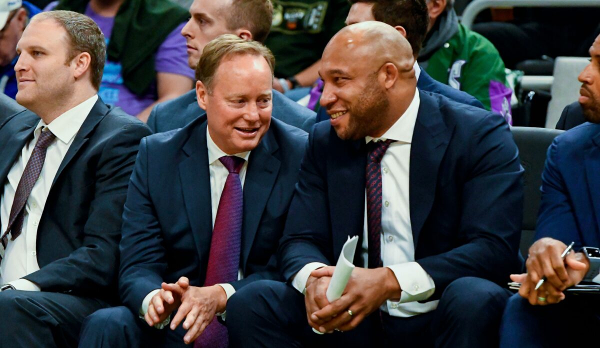 New Lakers coach Darvin Ham will be given autonomy to hire own staff