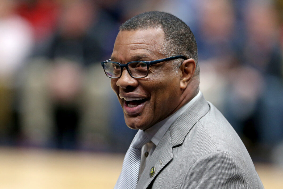 Kings hiring Alvin Gentry for front office role