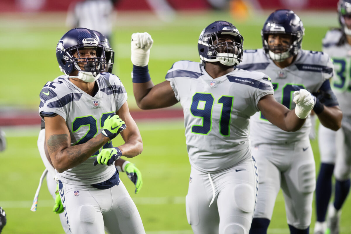 Seahawks declining fifth-year option for DE L.J. Collier