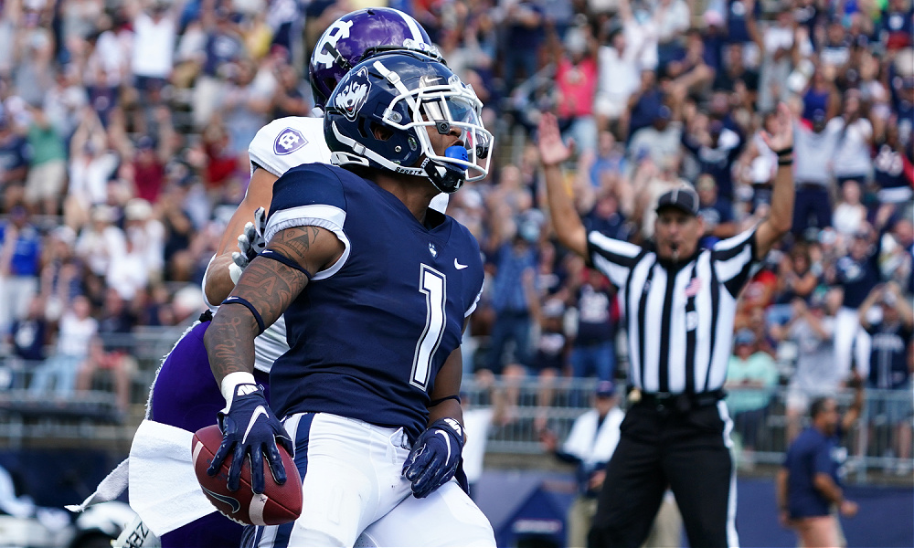 UConn Huskies Top 10 Players: College Football Preview 2022