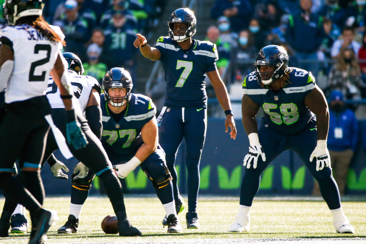 Geno Smith has current edge in Seahawks quarterback competition