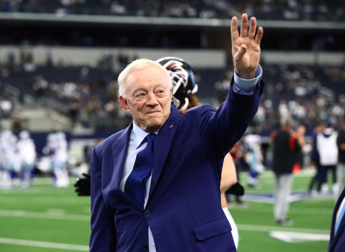 Reports: Jerry Jones released, ‘all good’ after two-vehicle accident