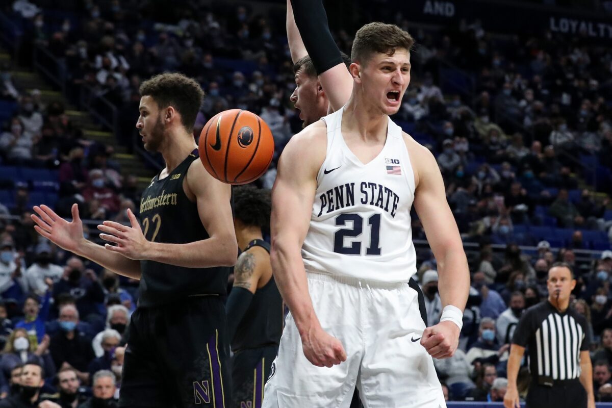 Eagles invite Penn State basketball player to tryout at tight end