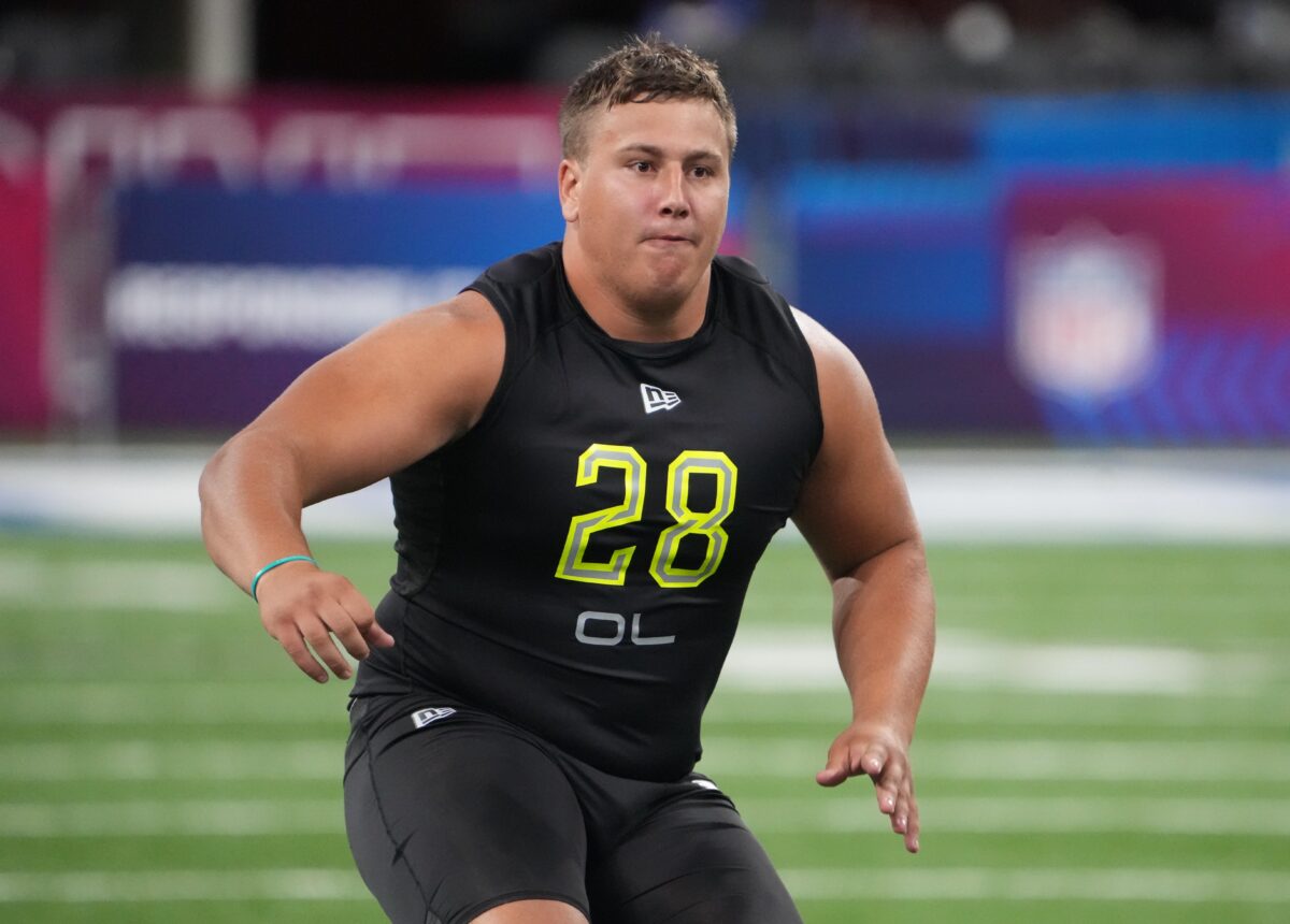 Does Alec Lindstrom have the ability to go from UDFA to Cowboys’ starting center?