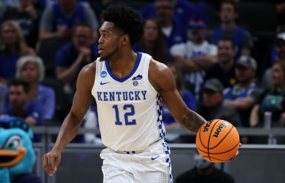 Kentucky transfer Keion Brooks to withdraw from 2022 NBA draft