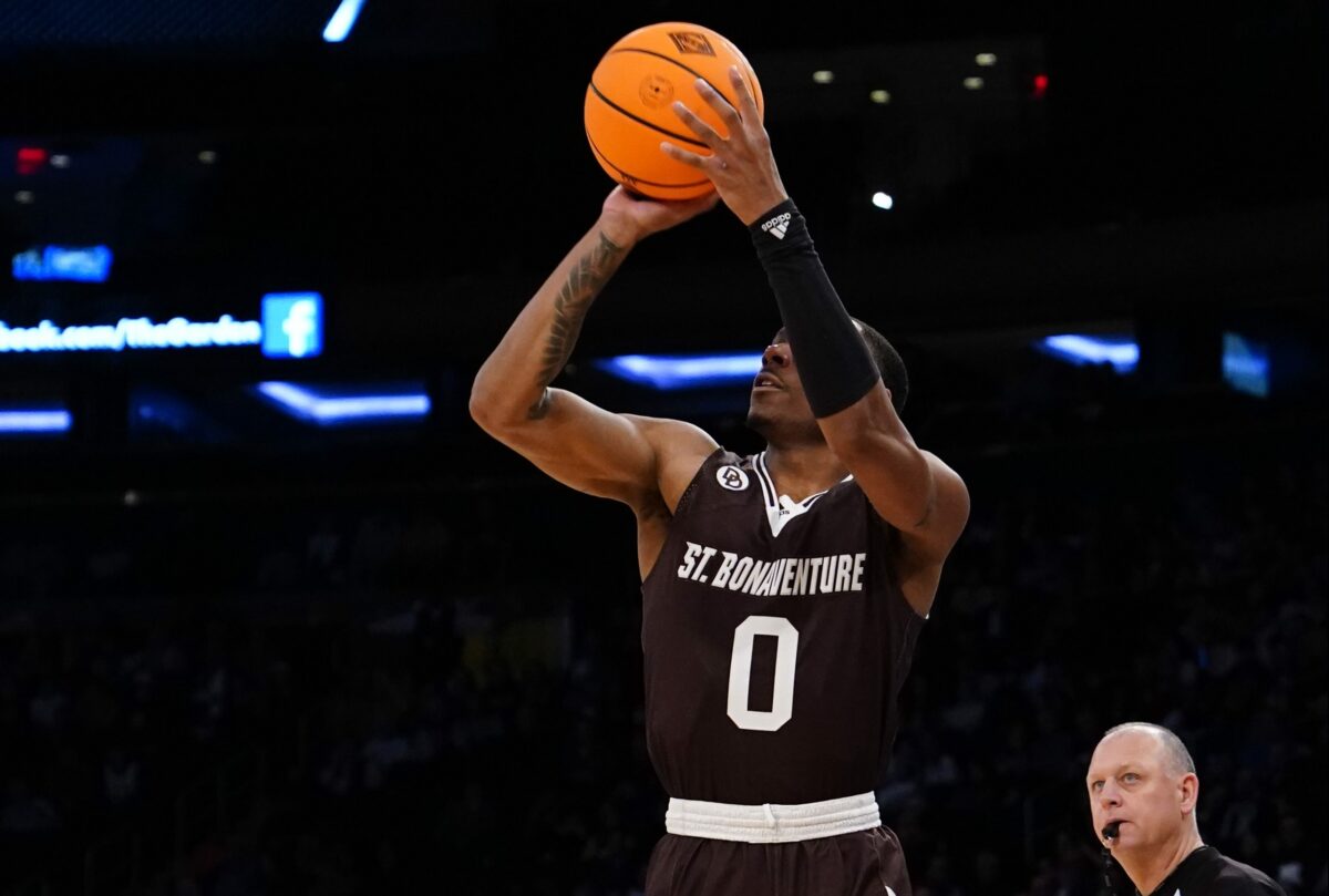 Gators sign this graduate transfer from St. Bonaventure