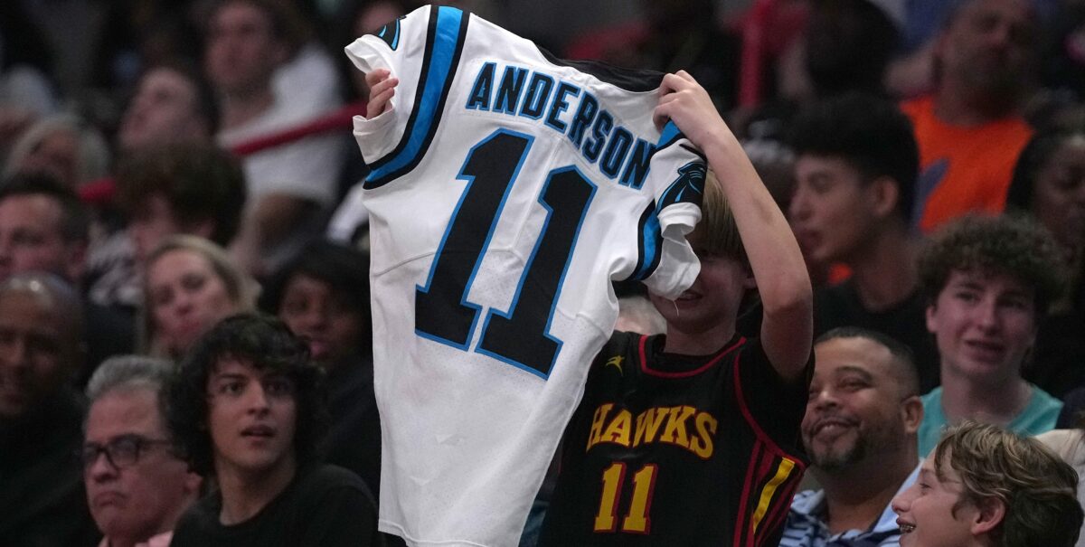 Panthers WR Robby Anderson switching uniform numbers?