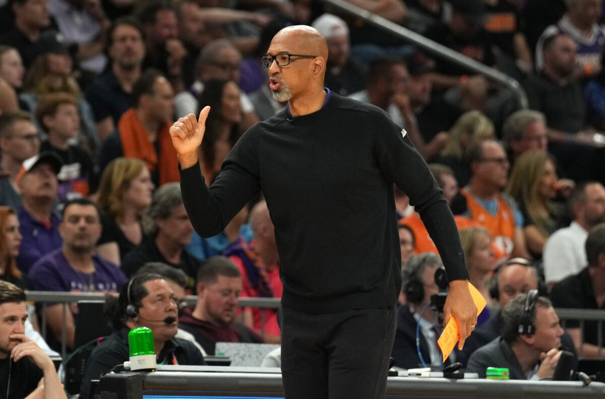 Notre Dame alumnus Monty Williams named NBA Coach of the Year