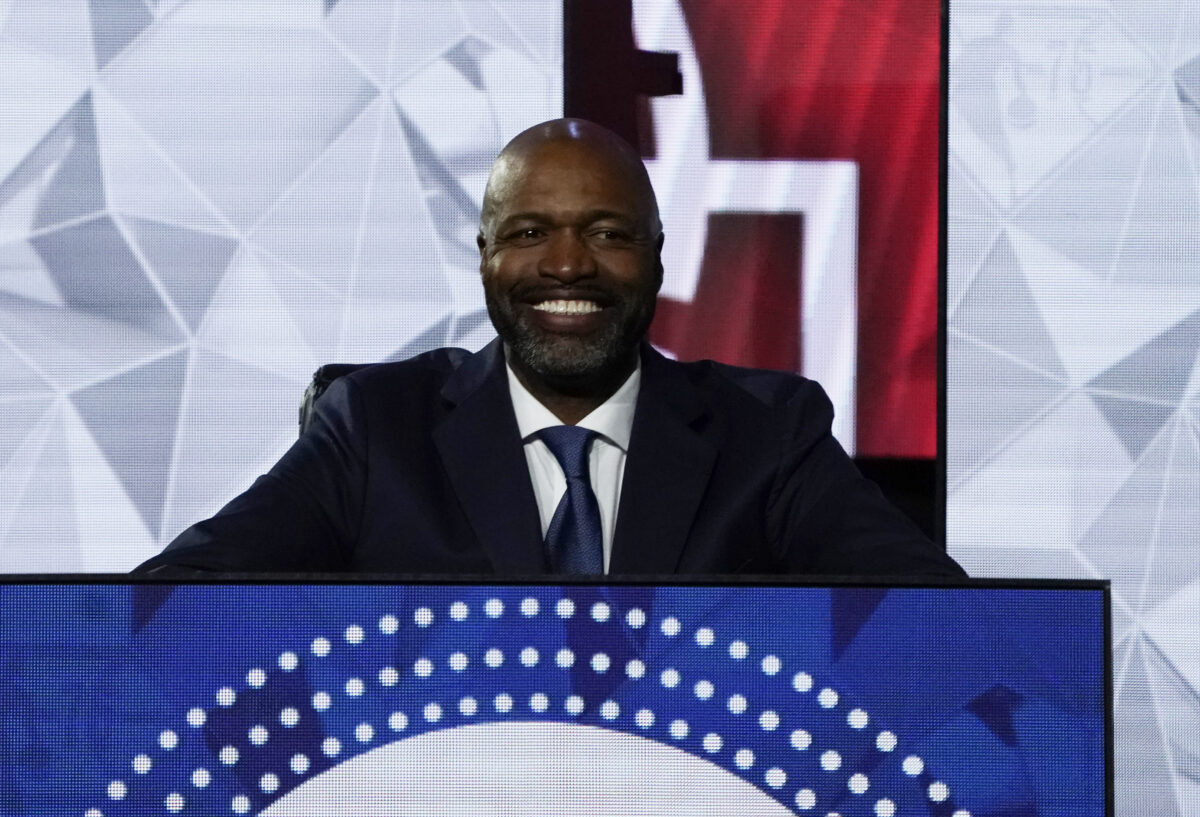 Magic react to winning the No. 1 pick in the NBA draft lottery