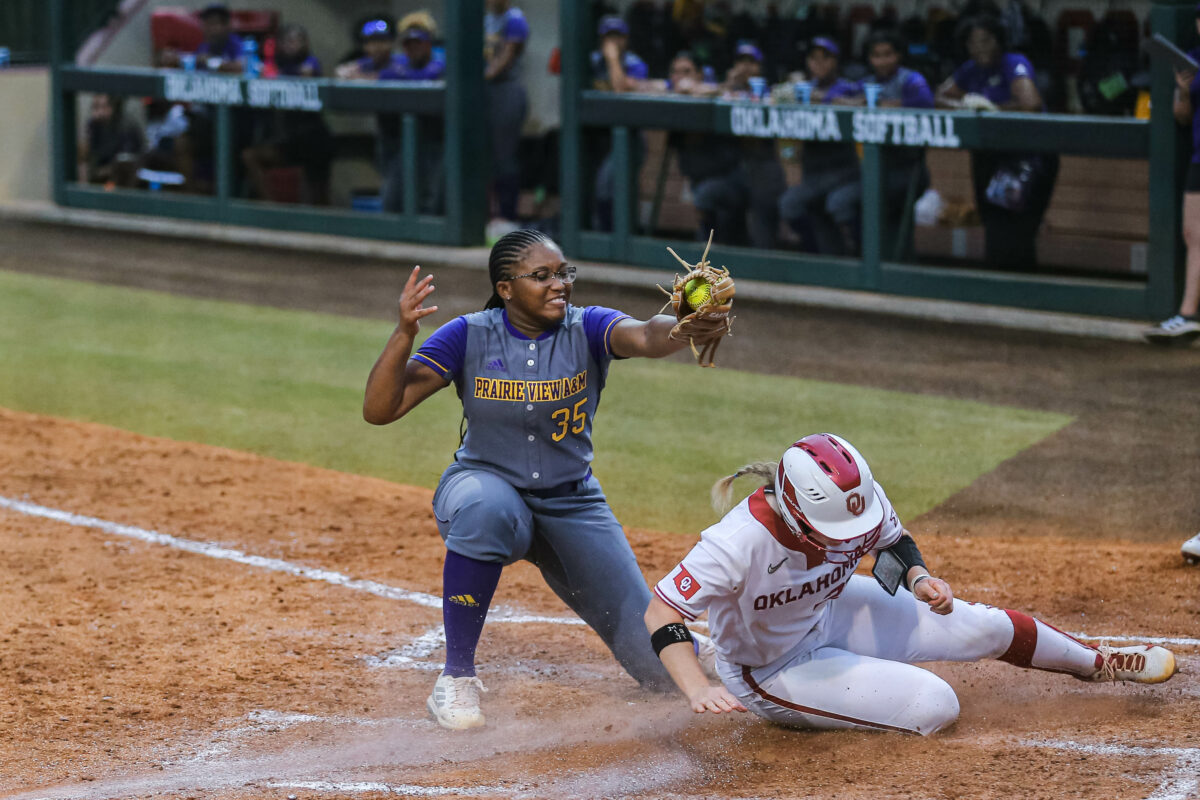 Best photos from the Sooners Softball sweep in the Norman Regional of the NCAA Tournament