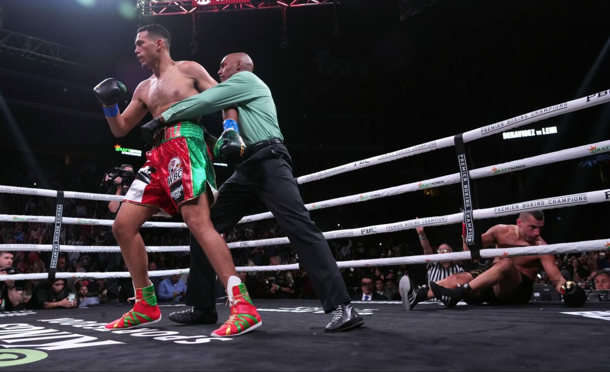 David Benavidez batters, knocks out David Lemieux in Round 3