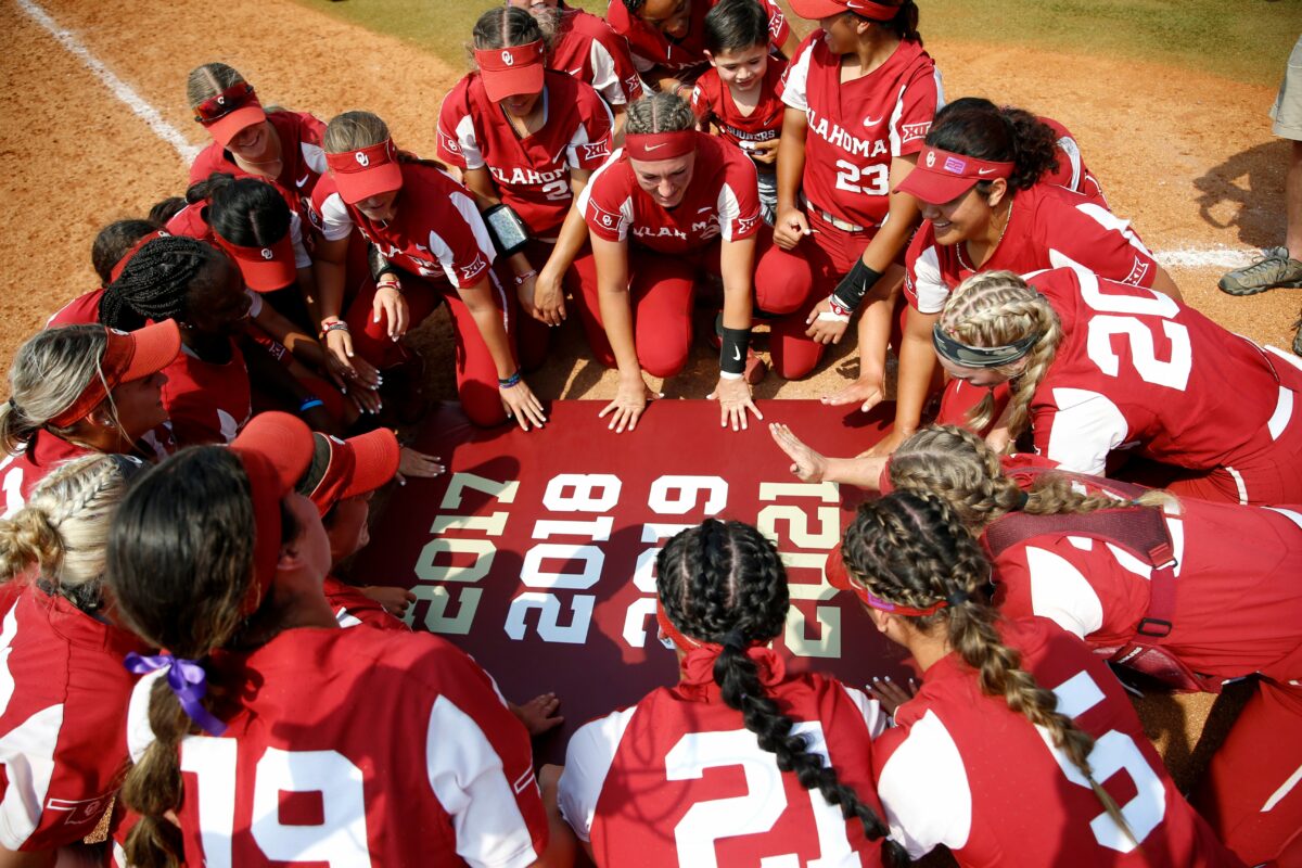 Sooners advance to Women’s College World Series with 7-1 win over UCF
