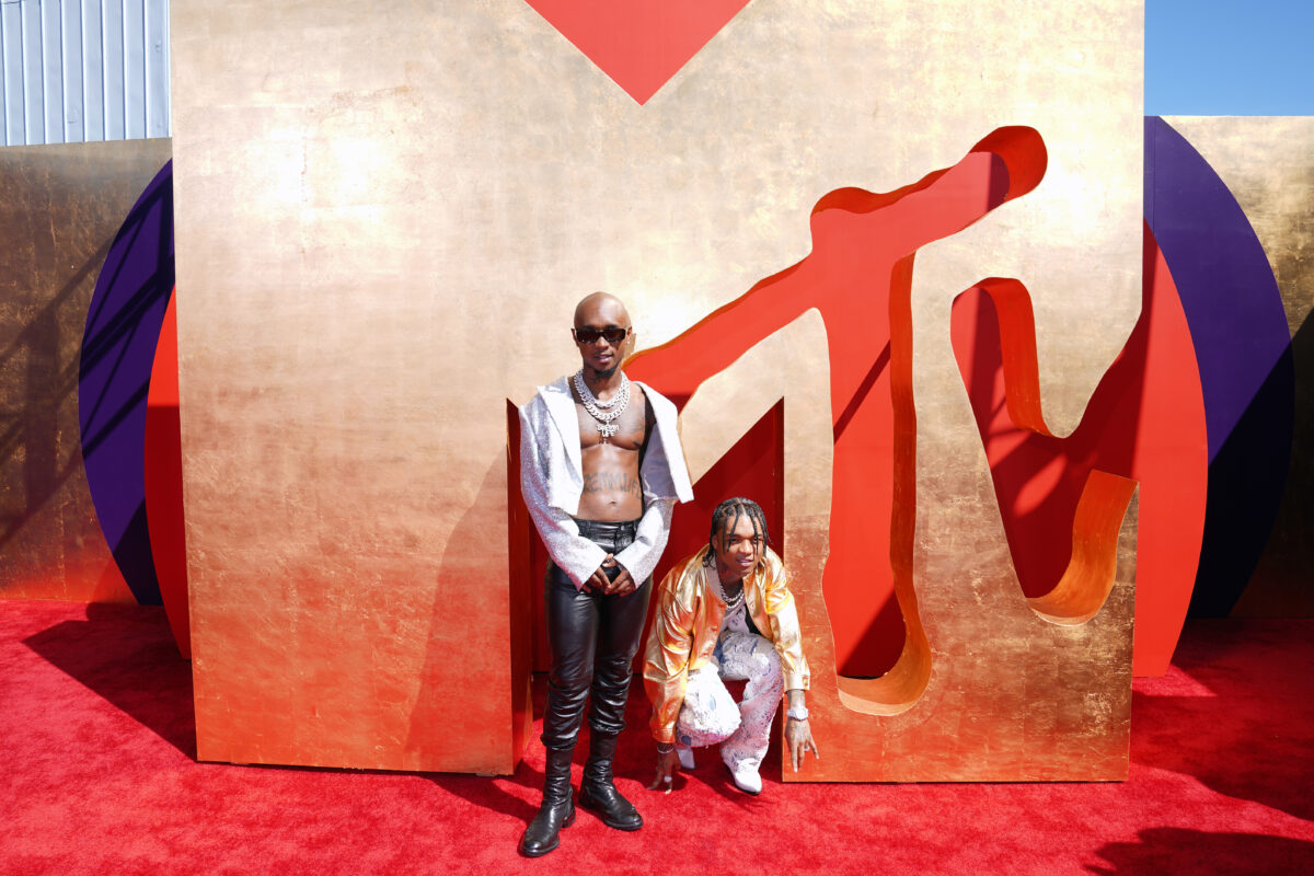Best moments from the red carpet and beyond at the 2022 MTV Movie and TV Awards