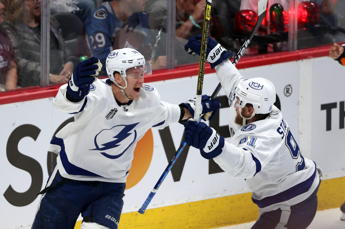 Ondrej Palat’s clutch late goal in Game 5 helps the Lightning stave off Stanley Cup Final elimination