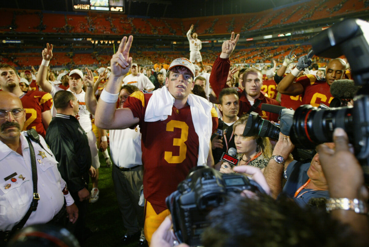 USC brings Carson Palmer’s No. 3 out of retirement for Jordan Addison