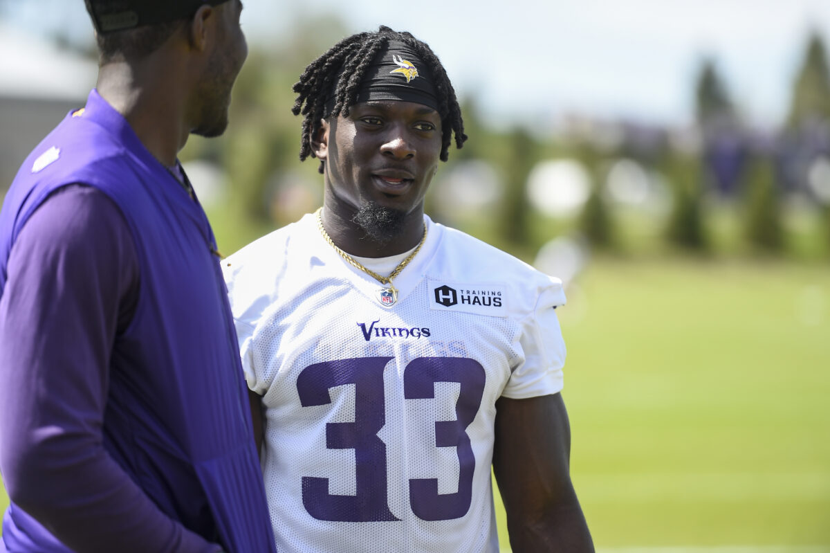 Former Sooner Brian Asamoah named Vikings ‘Surprise offseason standout’ by ESPN