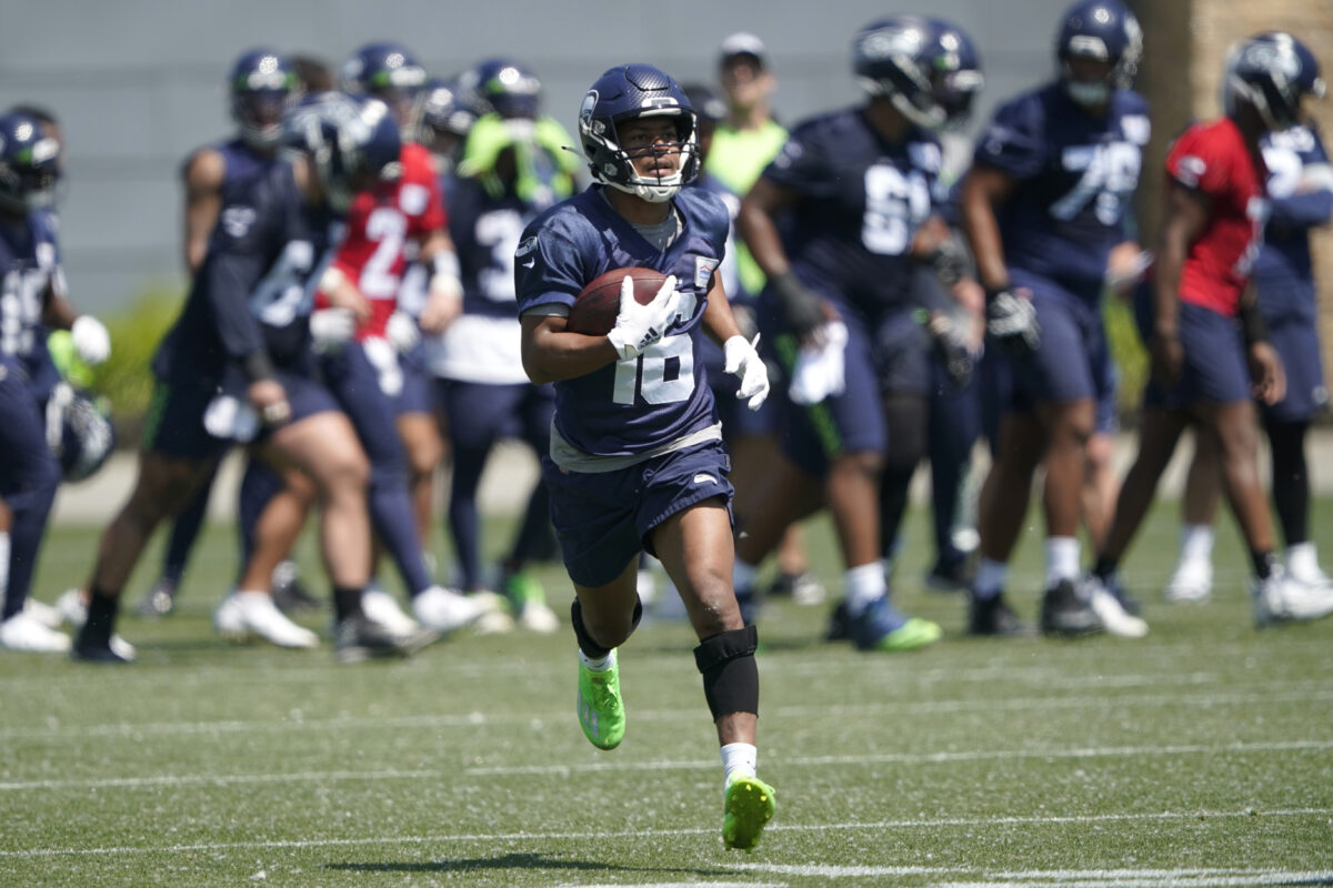 Seahawks: Sights and sounds from Thursday OTAs practice
