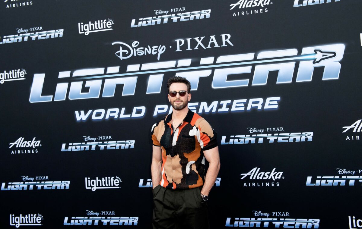 Chris Evans hilariously explains that he’s not photoshopped into Lightyear pictures at Disneyland