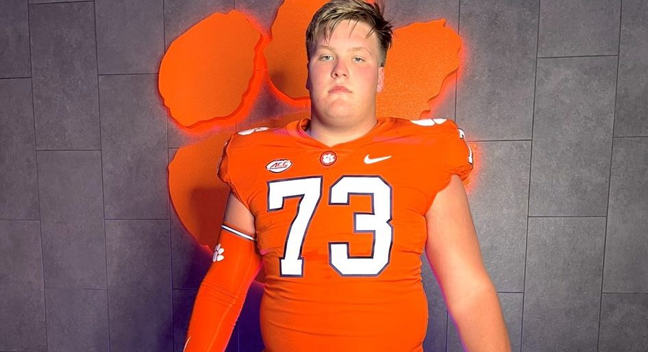 Clemson lands major commitment from elite Lone Star State OL