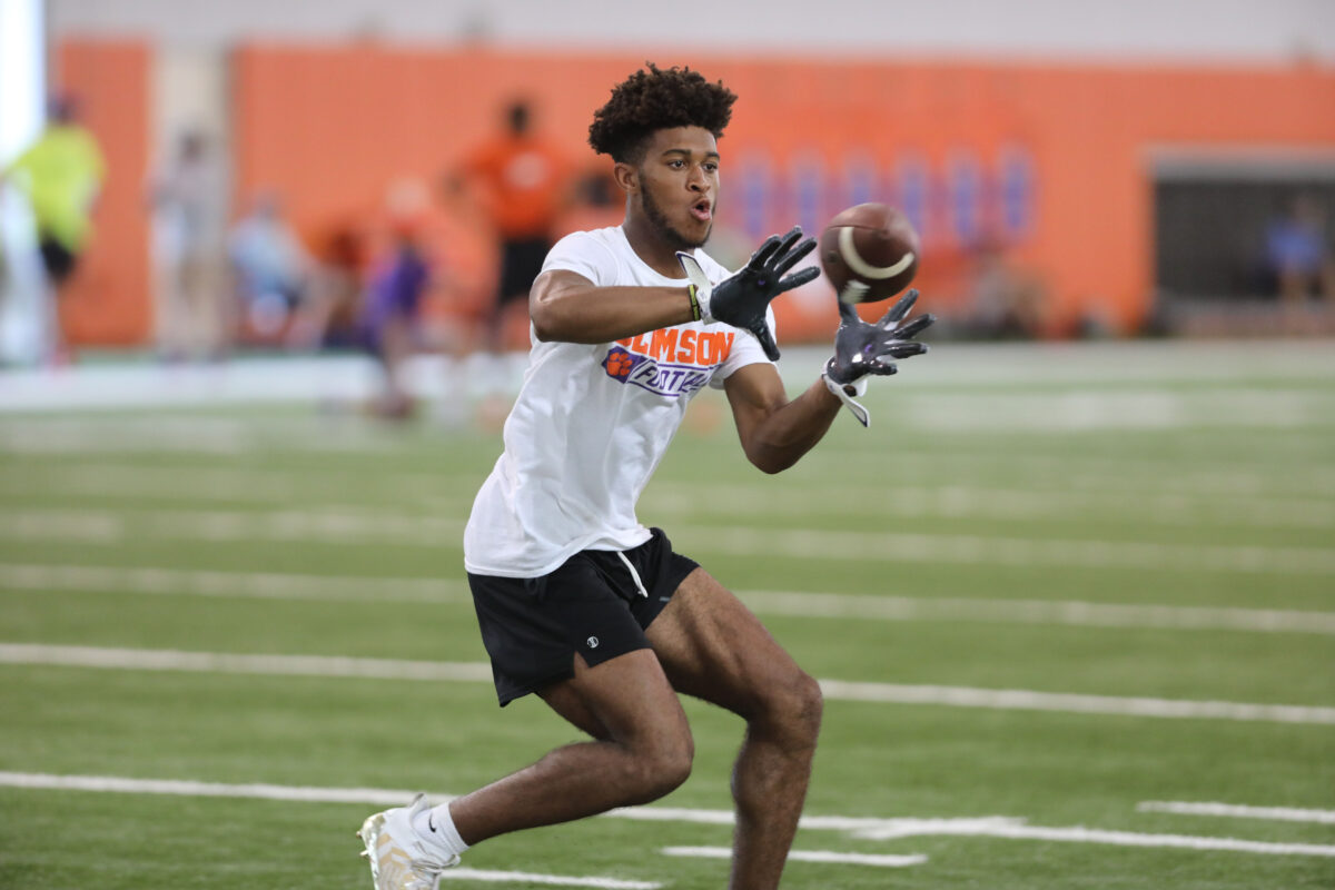 4-star Carolinas wideout has ‘great’ experience at Clemson camp