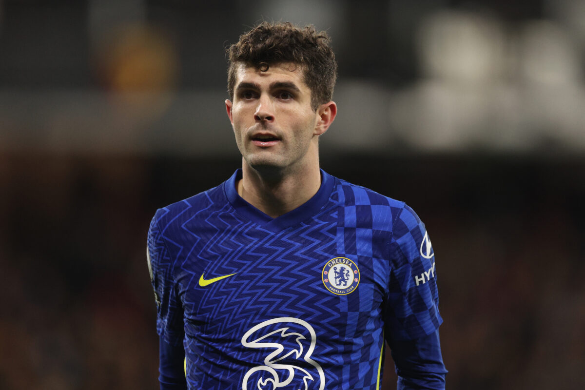 Pulisic should transfer away from Chelsea, says ex-USMNT star Dooley