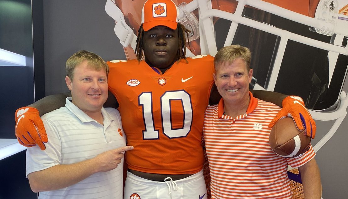 4-star Peach State DL announces Clemson offer after visit