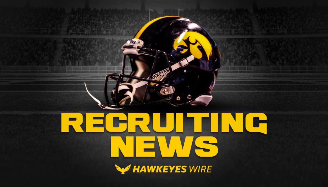 Iowa Hawkeyes offer 2023 offensive tackle Cannon Leonard