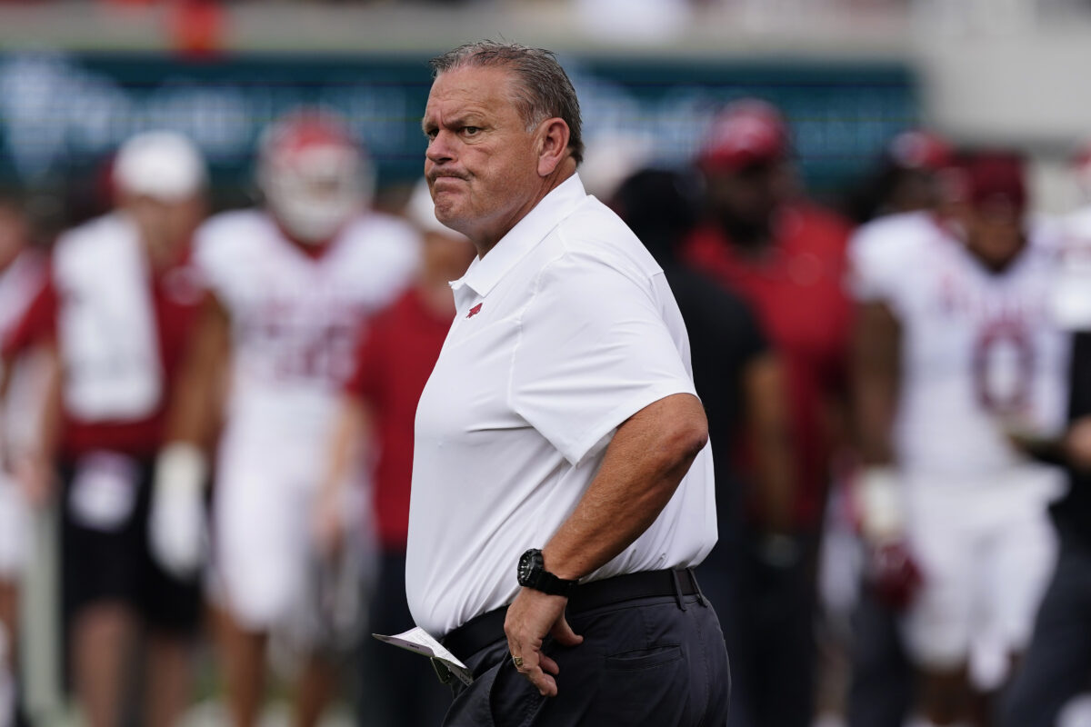 Arkansas loses linebacker from recruiting class as Roussaw de-commits