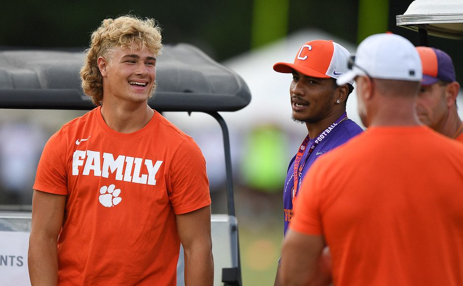 5-star, nation’s No. 1 LB discusses latest trip to Tiger Town