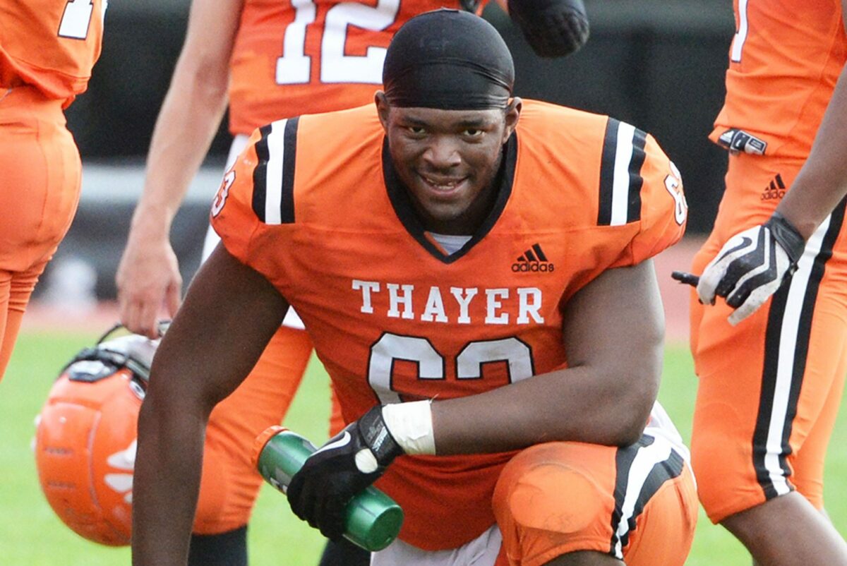 ‘I love the head coach’: 5-star offensive tackle lists UF in top 9