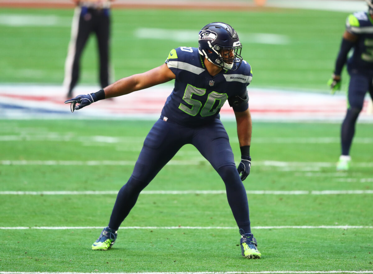 K.J. Wright on Seahawks QB competition: ‘I’m team Geno all day’