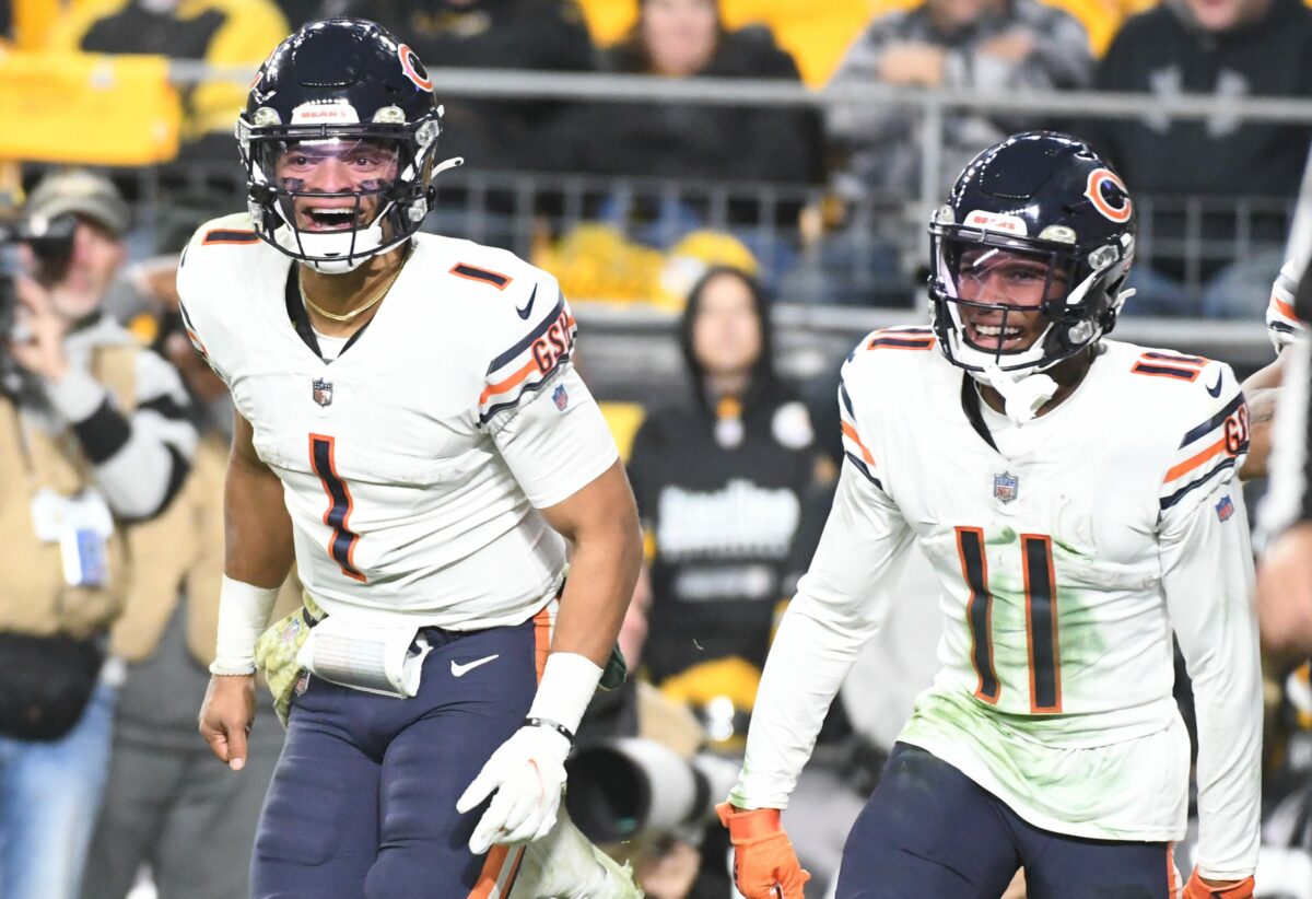 Projecting the Bears’ 2022 starting offense after mandatory minicamp