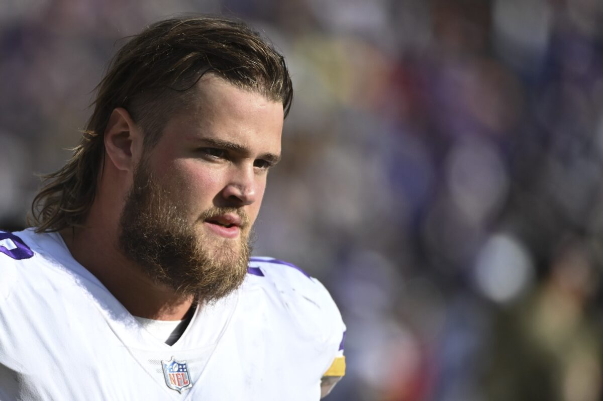 Kenny Willekes clears waivers, reverted to injured reserve for Vikings