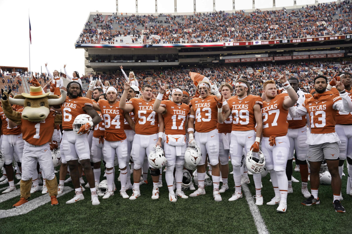 Jersey numbers revealed for Texas’ 2022 newcomers