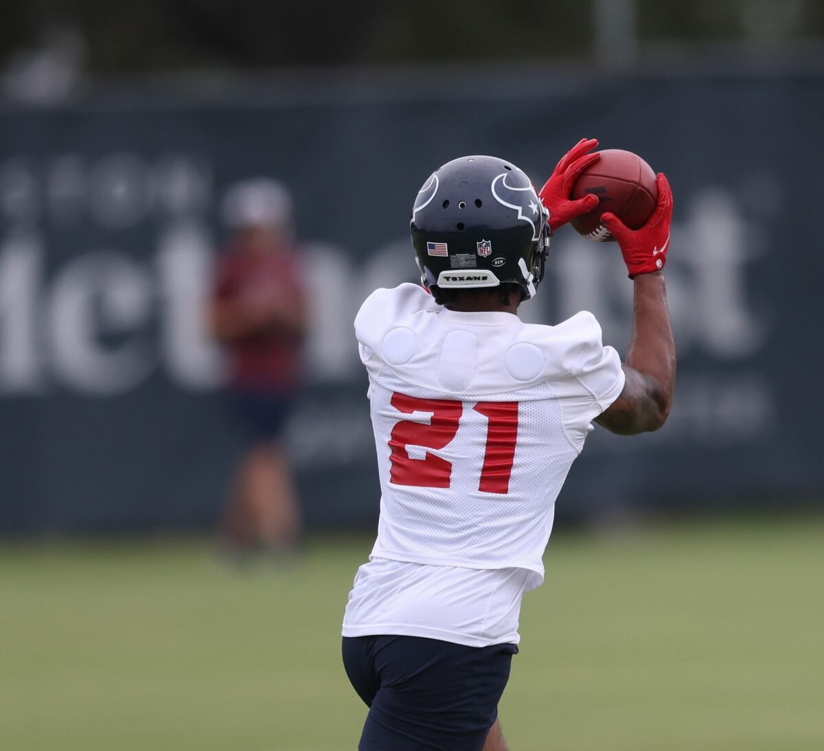 CB Steven Nelson believes he can provide leadership for the Texans secondary