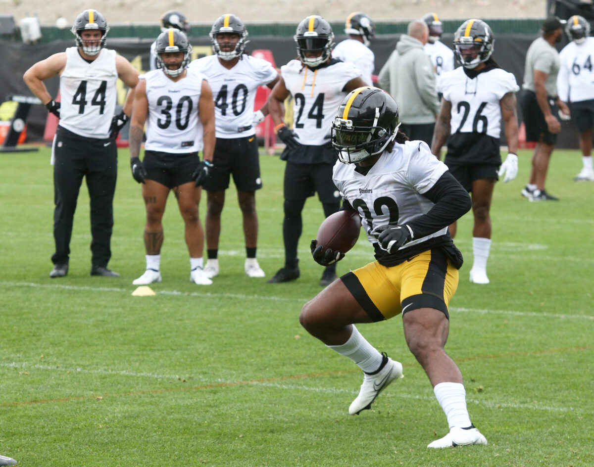 Steelers RB Najee Harris claps back at criticisms over weight