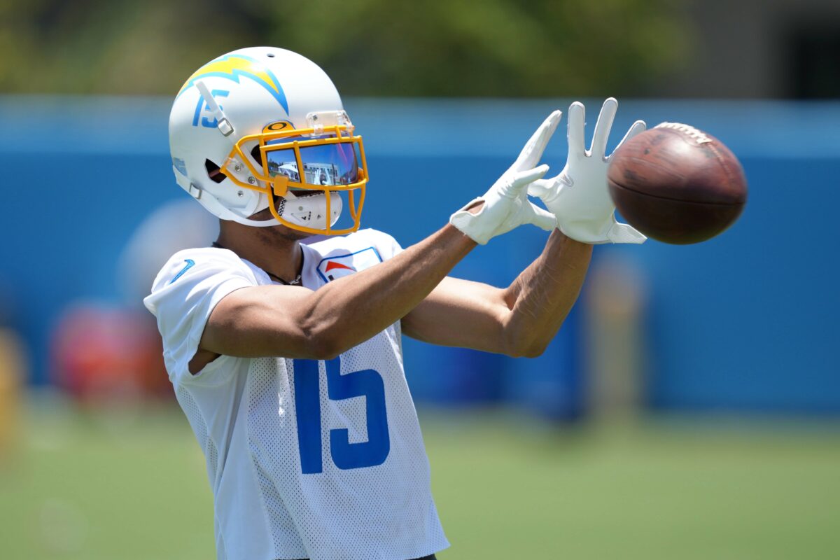 WR Jalen Guyton draws praise after standing out at Chargers OTAs